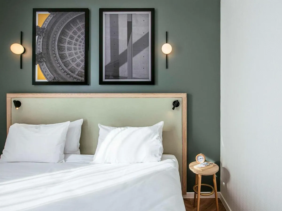 Adagio Buttes Chaumont Aparthotel